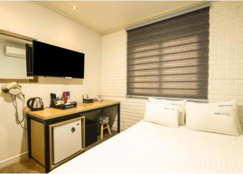 Gwangan Blue Moon Motel Busan Buitenkant foto